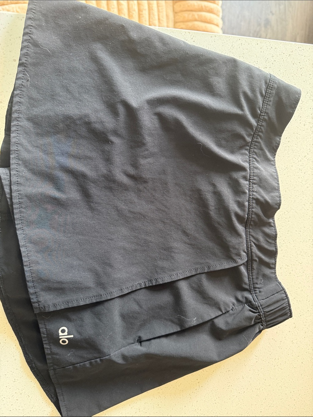 ALO Yoga Men's Black Athletic Running Shorts